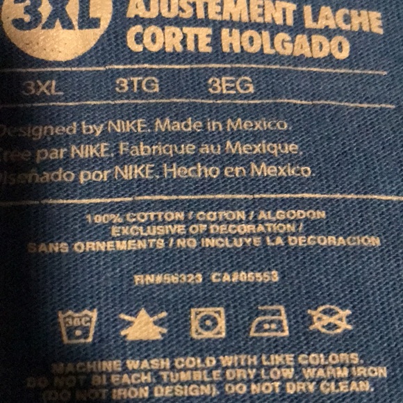 Nike Sneakerhead T-shirt - Picture 4 of 5